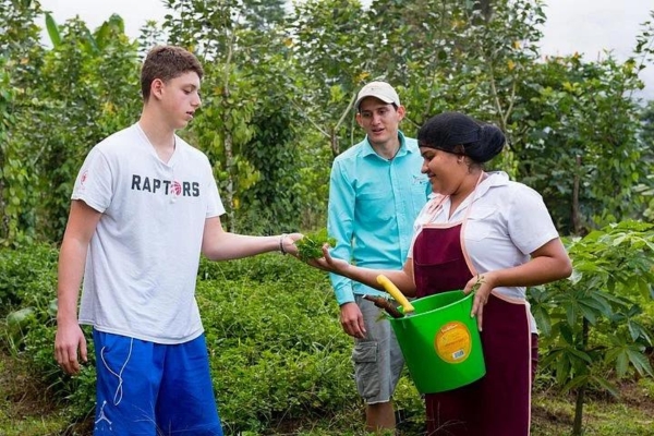 Create authentic Costa Rican meals using ingredients sourced directly from the farm.